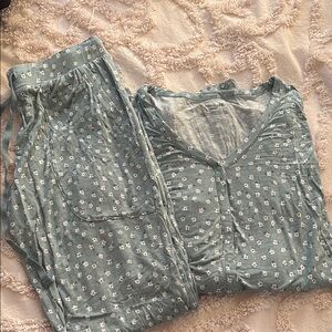 Posh Peanut Floral Pajama Set in Blue